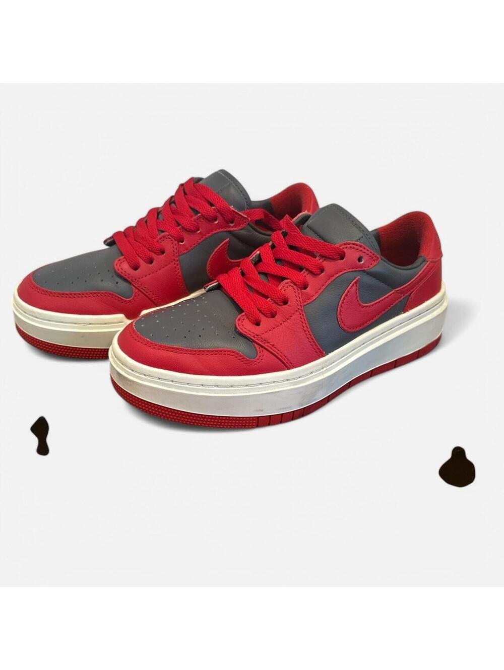Women’s Air Jordan Size 7.5 with box.